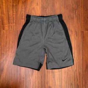 Boys grey NIKE shorts